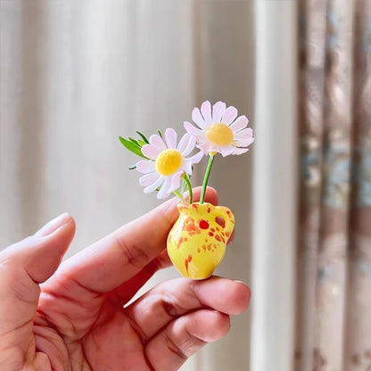 8 Cutie Mini Ceramic Vases Magnets